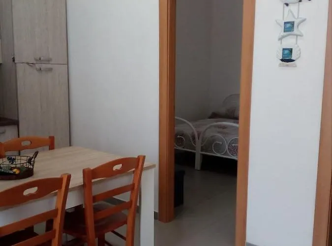 Casa Mare ויאסטה